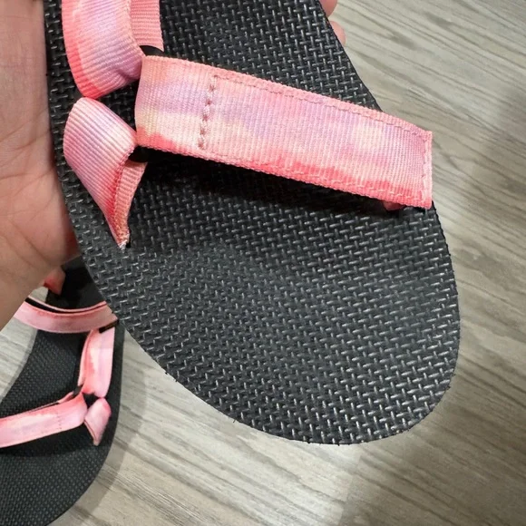 TEVA Original Universal Strappy Sandal Tie Dye Pink Woman’s Size 9 - Picture 6 of 6
